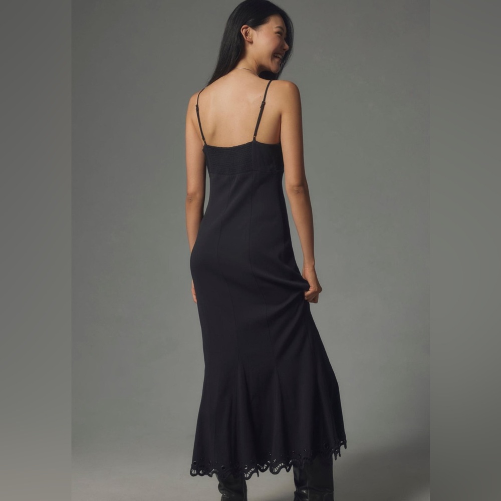 Anthropologie Sleeveless Sweetheart Midi Dress in Black - Picture 4 of 10